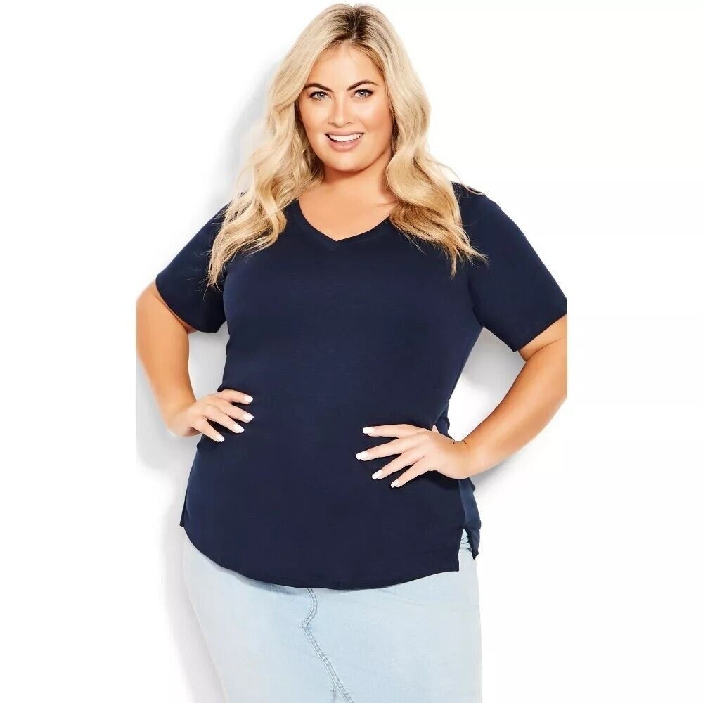 Women's Plus Size V Neck Essential Top - Navy Blue | AVENUE Size  22-24